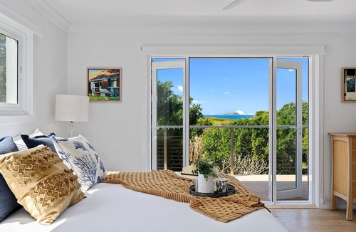 Sapphire Beach House | Zephyr Private beachfront, pet-friendly home for the discerning traveller