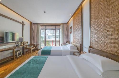 Wulingyuan Hotel | Zhangjiajie Courtyard Hotel-Chinese-Style Hotel,Zen Tea Culture Experience,Yoga-Healing Class,Antique Beauty ,Free Breakfast ,Itineary Plan& Purchase Tickets, Free luggage storage,Vegan Available