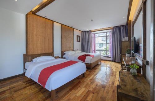 Wulingyuan Hotel | Zhangjiajie Courtyard Hotel-Chinese-Style Hotel,Zen Tea Culture Experience,Yoga-Healing Class,Antique Beauty ,Free Breakfast ,Itineary Plan& Purchase Tickets, Free luggage storage,Vegan Available