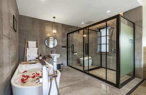 Chaqiyu Apartment | Zhangjiajie Lake View Hotel-Free airport pick-up