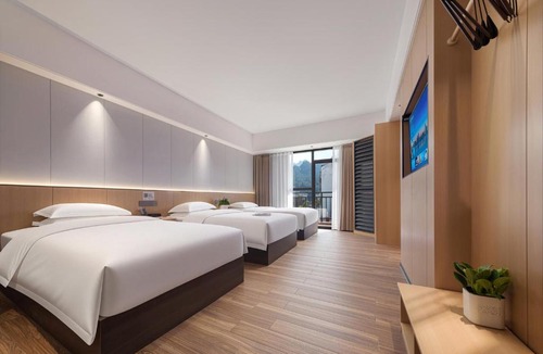 Wulingyuan Hotel | Zhangjiajie National Park Resort Hotel - Mtn view&River view&Courtyard view-Free delivery to the East Gate once, self-service washing machine with drying, luggage storage