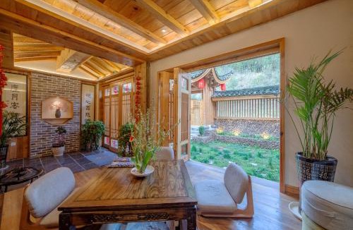 Wulingyuan Hotel | Zhangjiajie National Park Yuelu Homestay