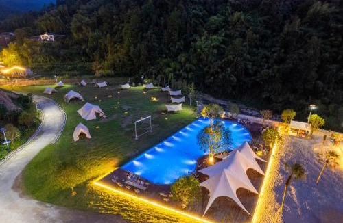 Wulingyuan Hotel | ZhangJiaJie Peak&Creek Resort-Free Infinity Pool-Near the Ticket Gate-Stream Exploration Experience