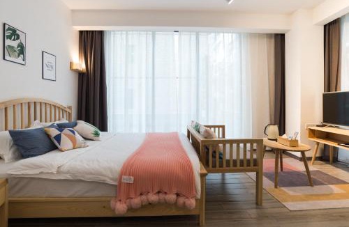 Yongding House | Zhangjiajie Twelve Warm Inn- ticket service-itinerary customization-walk 10min to tianmenshan cableway-Laundry&dry-local tea
