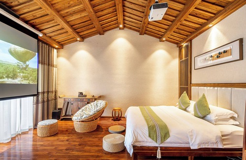 Yongding Hotel | Zhangjiajie Waterfront Huajian Inn