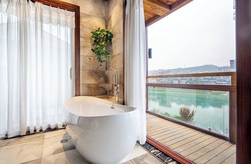 Yongding Hotel | Zhangjiajie Waterfront Huajian Inn