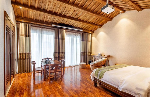 Yongding Hotel | Zhangjiajie Waterfront Huajian Inn & Tianmen shan National Forest Park & Free pick-up & Breakfast,Coffee,Tea