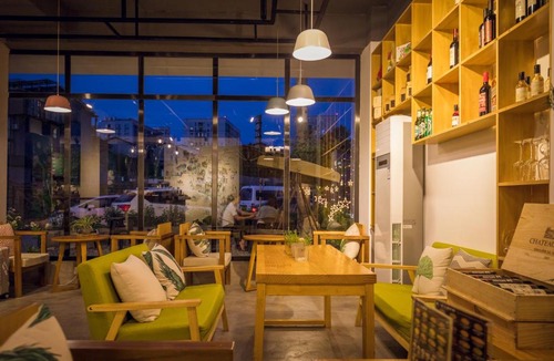 Yongding Hotel | Zhangjiajie Zhijue Art Hotel-植觉艺术客舍-Close to Qixing Mountain Via Ferrata-Near Tianmen Mountain Cableway Station-Free Route Planning-Attraction Tickets Service in advance-Free Luggage storage-Coffee&Chinese Tea