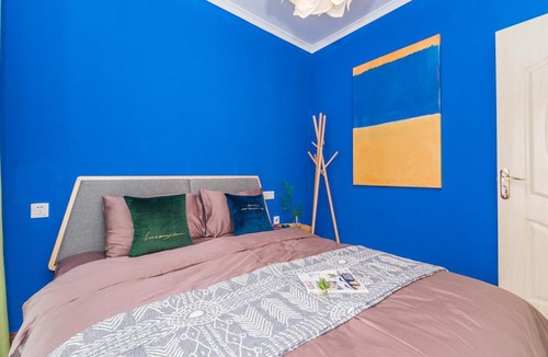 Zhongyuan District Apartment | Zhengzhou Gaoxin·Zhengzhou University Subway Station· Locals Apartment 00155940