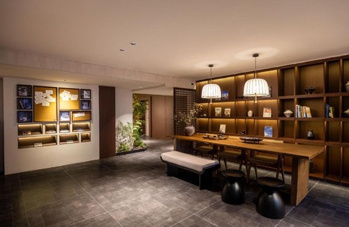 Yuzhong Hotel | Zhihe · Xing Hotel (Monument to the people's Liberation Hongyadong Store)