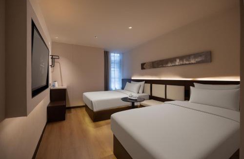 Jeifangbei Central Business District Hotel | Zhike·Xing Hotel (Jiefangbei Pedestrian Street Store)