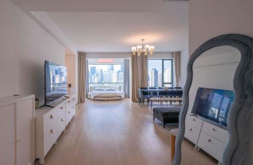 Huangpu Apartment | ZHome-Magnificent scenery of the Huangpu River-Near the Bund