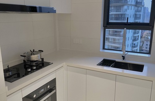 Huangpu Apartment | Zhome- Sun Garden2- Near the Bund
