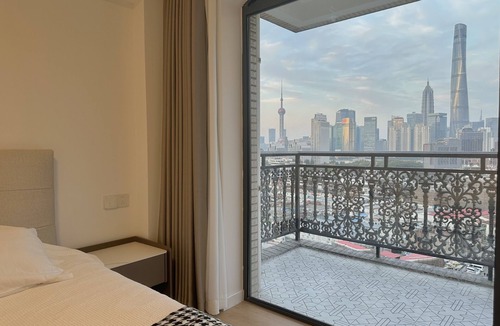 Huangpu Apartment | Zhome- Sun Garden2- Near the Bund