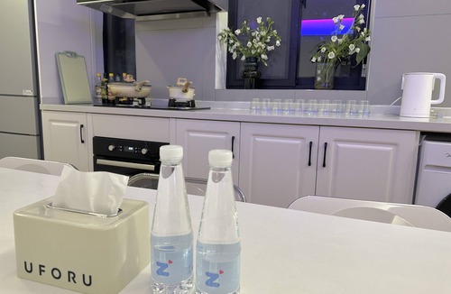 Downtown Shanghai Boat Rental | ZHome-Three floors 4 bedrooms-Near the Bund