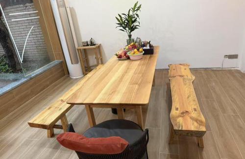 Shiqi District Hotel | Zhongshan Pingao Wensu Hotel