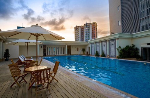 Zhuhai Gongbei Hotel | Zhuhai Charming Holiday Hotel