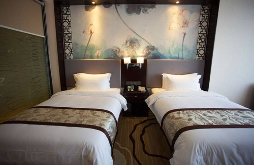 Aiguocun Hotel | Zhuhai De Changshun Hotel