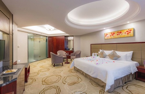 Hongqizhen Hotel | Zhuhai Manhattan Hotel