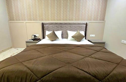 Agra House | Zipcode Stay