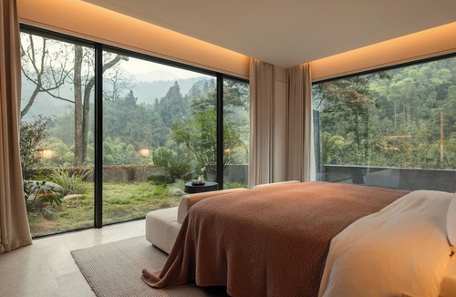 Emeishan Hotel | ZOLAND Resort Hotel Emei Mountain
