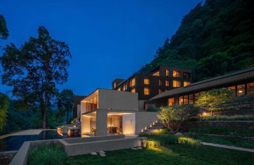 Emeishan Hotel | ZOLAND Resort Hotel ·Emei Mountain