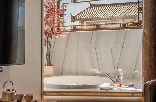 Gucheng Hotel | Zome Yunju· Skyview Villa, Lijiang Old Town