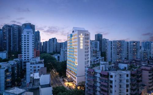 丽怡酒店深圳湾口岸四海地铁站店
