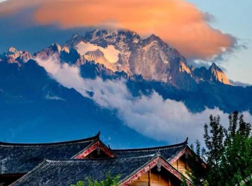 丽江寻隐丨森系半山咖啡观全景设计师度假美宿