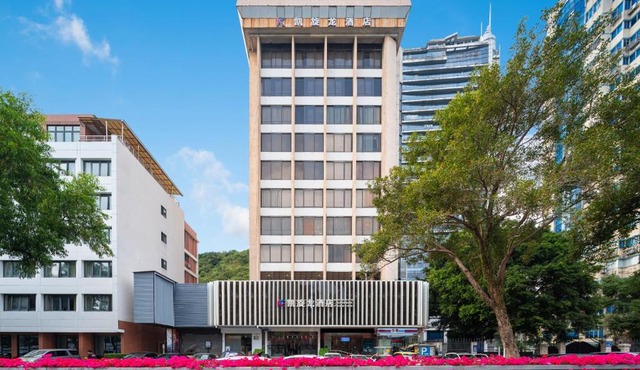 凯旋龙酒店广州区庄地铁站店 交易会期间提供免费穿梭巴士