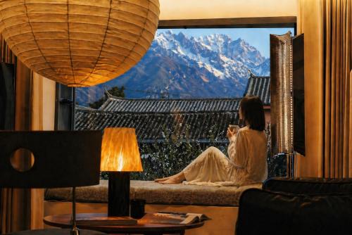 卷野白卷 Wild White Hotel 日照金山花园美宿 白沙古镇店
