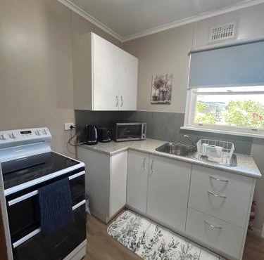 #1 Waddell Studio Apartment