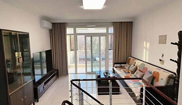 10min Walk to Jinshitan Beach! Split-Level Retreat w/Sauna & Massage Chair