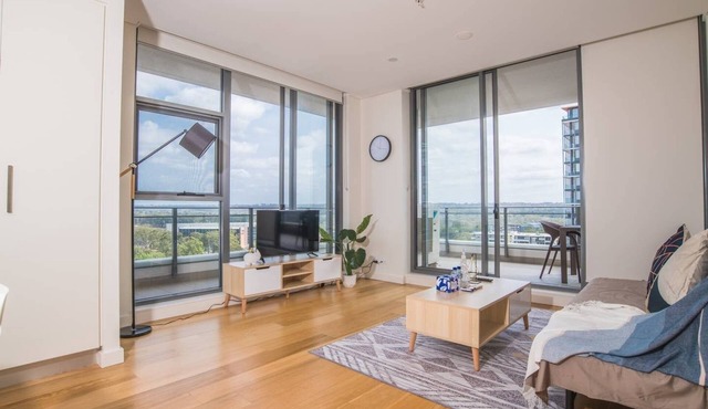 17th Level 1bed1bath APT Macquaire Park+wifi+view
