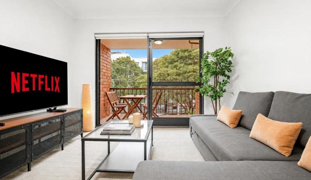 2 Bedroom Apartment Ultimo With Balcony - NetFlix