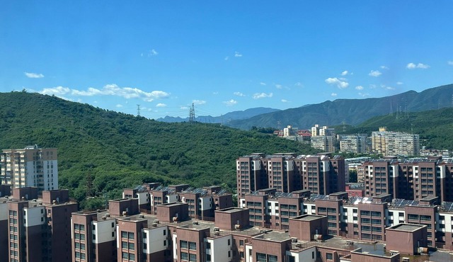 2-bedroom apartment with mountain view 8 minutes to the metro,most livable area
