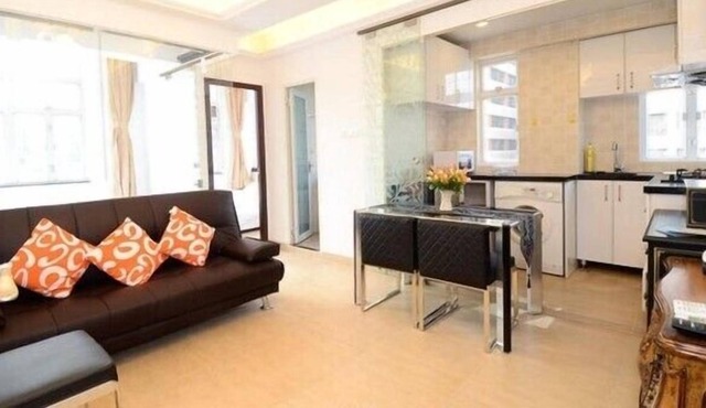 2 Bedroom in Lady street Mong Kok