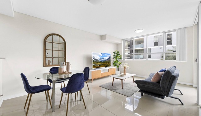 2BR APT *Ideal for Families or Business Stays*