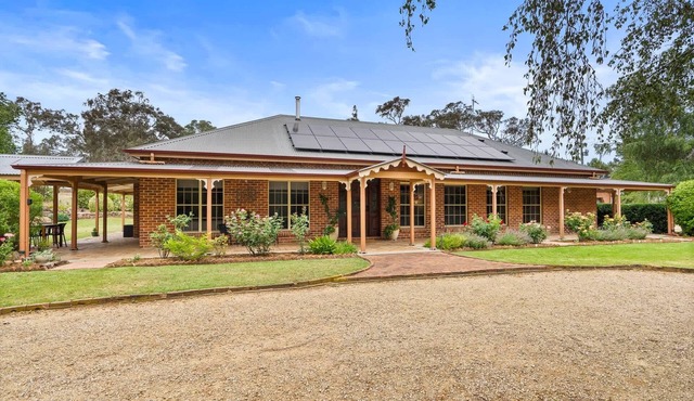 6 Minutes from Bathurst CBD - The Estait Homestead - Laffing Waters Retreat