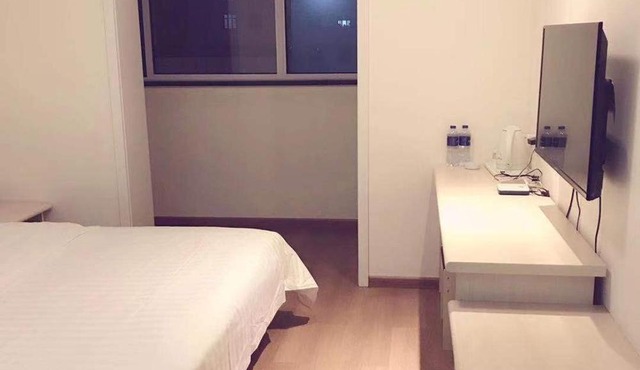 7 Days Inn Tianjin Jiaotong University Caozhuang Subway Station Branch