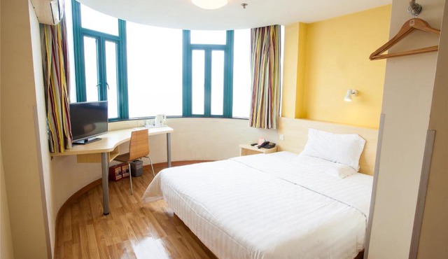 7Days Inn Shenzhen Shajing Shiming Square