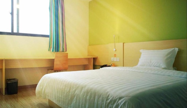 7Days Inn Shenzhen Shiyan