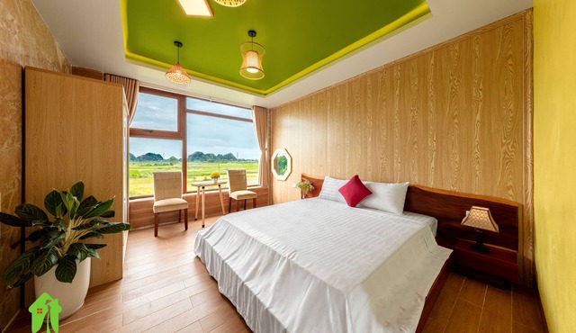 A friendly and peaceful homestay with field view