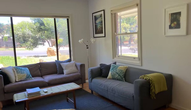 A Relaxed Coastal Home. Pet-friendly!