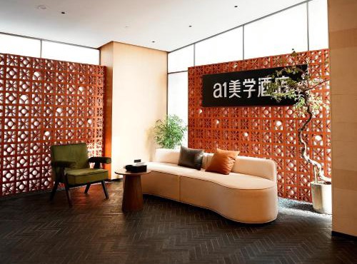 a1 Art Hotel