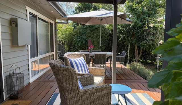 Acorn Cottage Whitfield King Valley