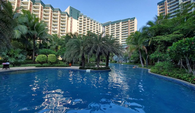 Amanda Seaview Resort Apartment