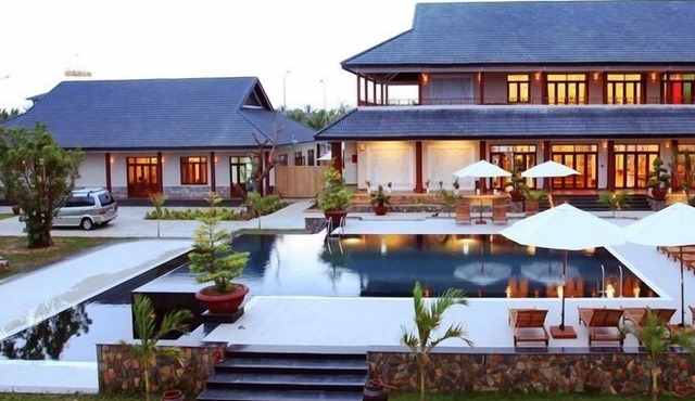 Aniise Villa Resort