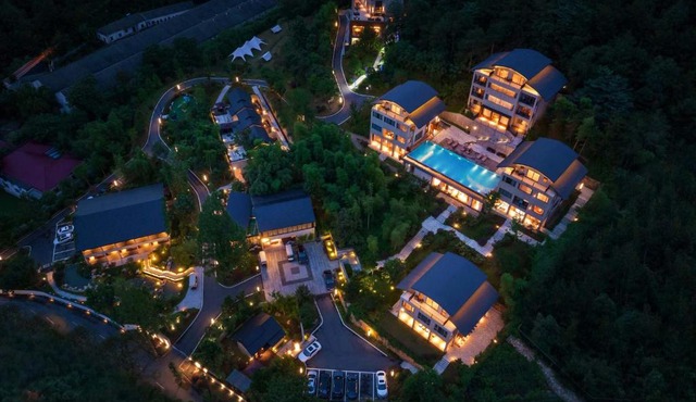 Anji Peiyi Lingfeng Vacation Hotel