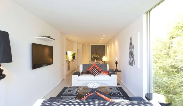 Apartment Two by Contemporary Hotels